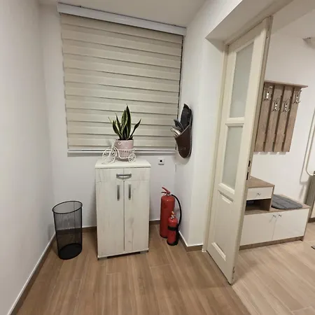 - Stan Na Dan Four H *